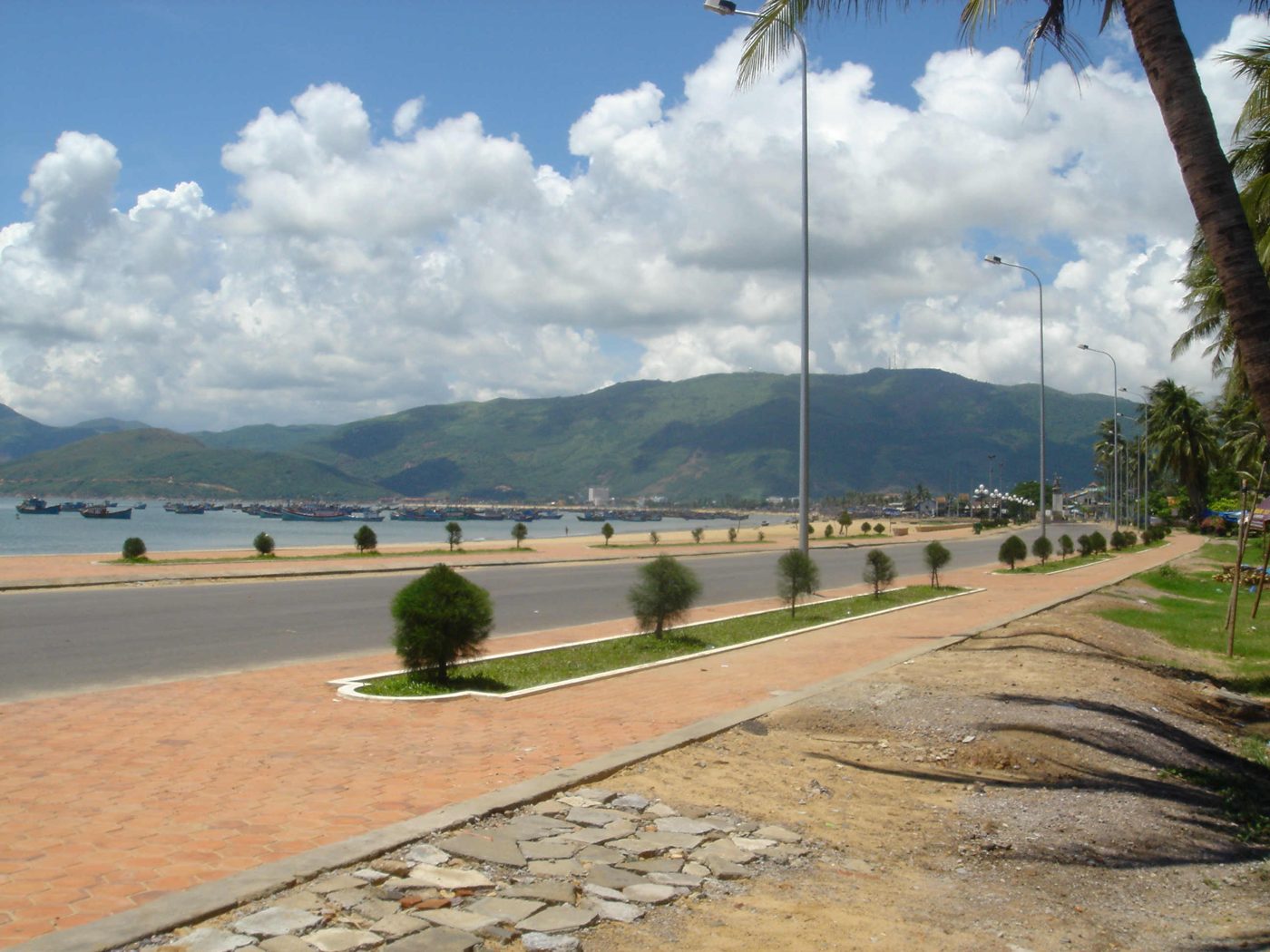 Photograph from the Rotaplast mission, Qui Nhon, Vietnam, November 2004