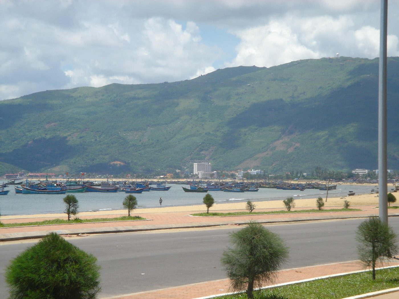 Photograph from the Rotaplast mission, Qui Nhon, Vietnam, November 2004