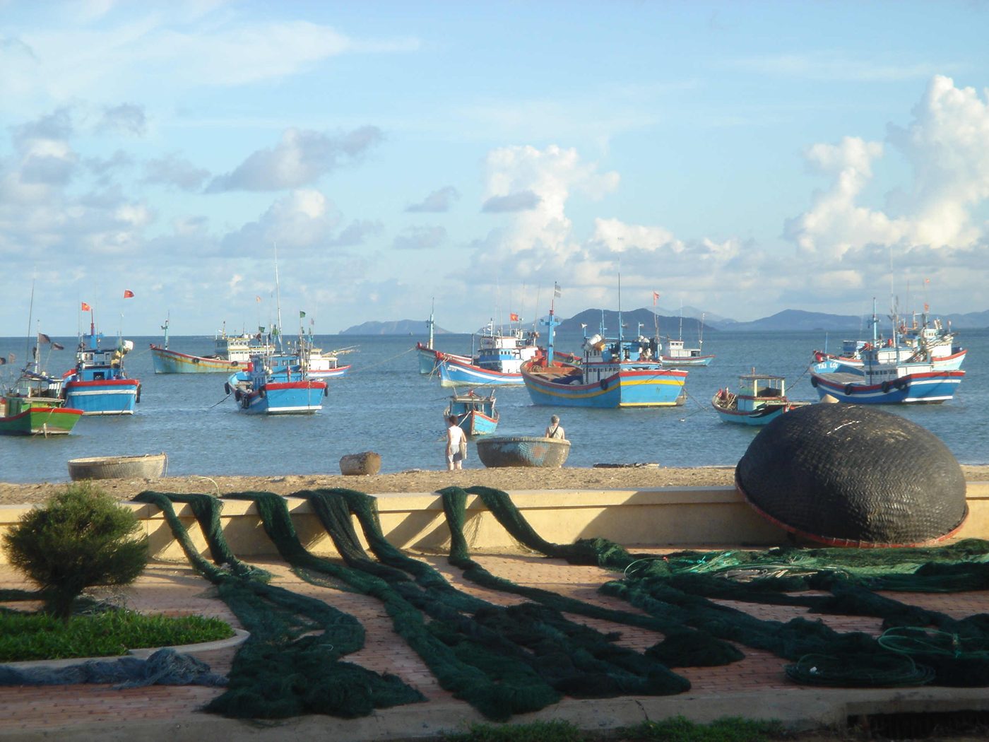 Photograph from the Rotaplast mission, Qui Nhon, Vietnam, November 2004
