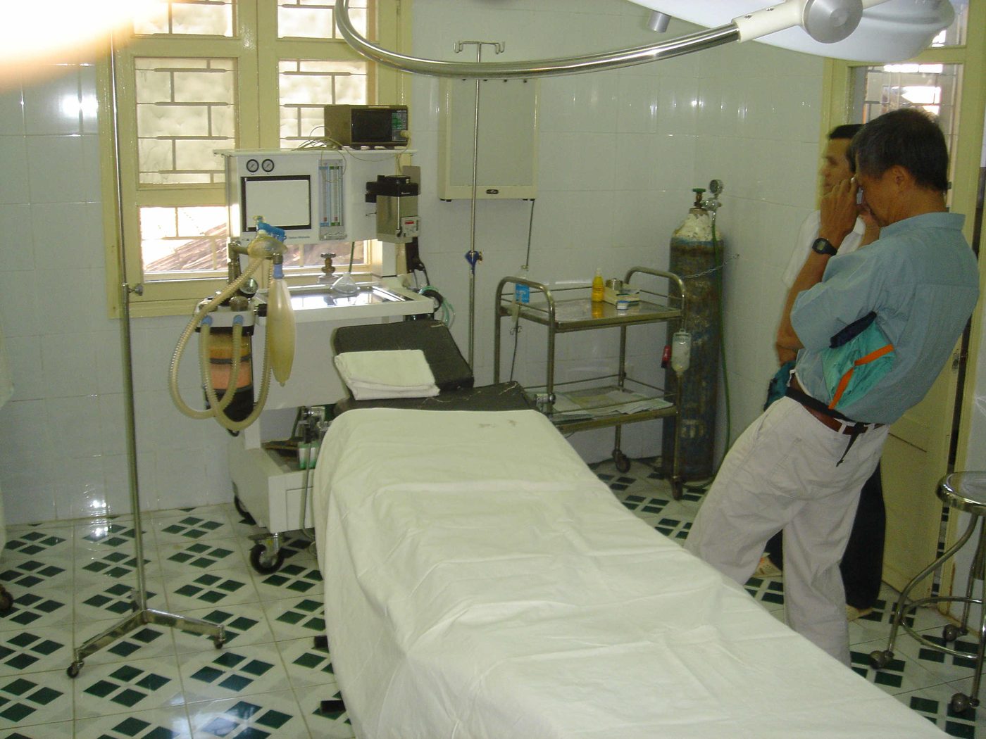 Photograph from the Rotaplast mission, Qui Nhon, Vietnam, November 2004